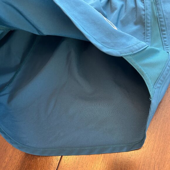 Gymshark Women's Training Loose Fit Shorts Teal Blue Size Medium - Picture 10 of 11